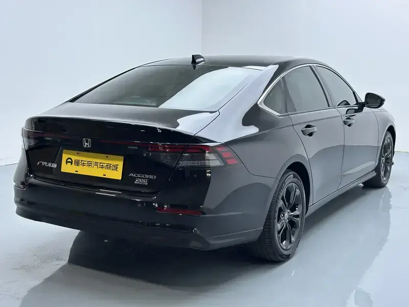2025 Honda Accord с пробегом 26 100 км