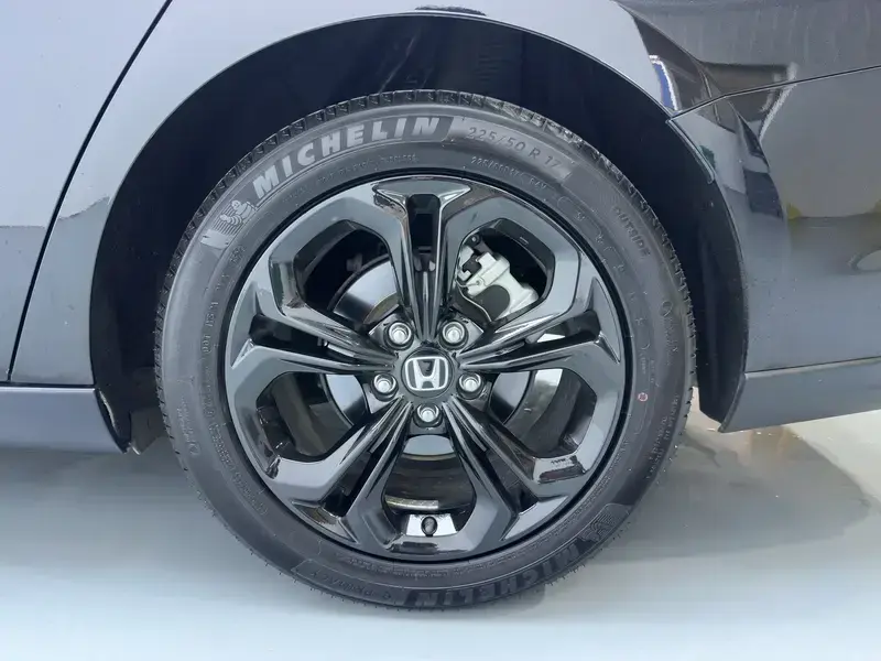2025 Honda Accord с пробегом 26 100 км