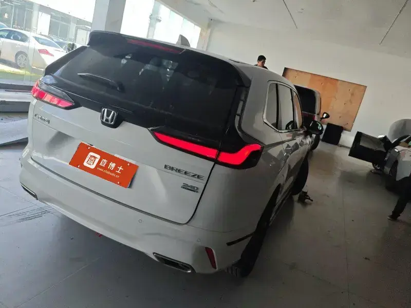 2025 Honda Breeze с пробегом 7 000 км