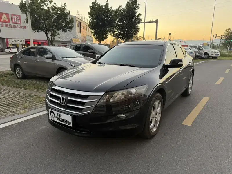 2012 Honda Crosstour с пробегом 88 900 км