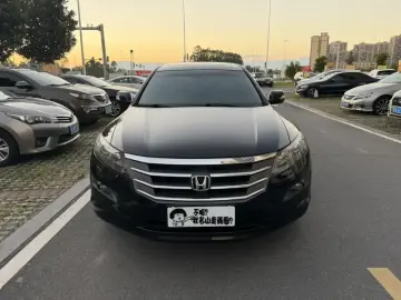 2012 Honda Crosstour с пробегом 88 900 км
