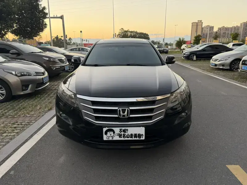 2012 Honda Crosstour с пробегом 88 900 км
