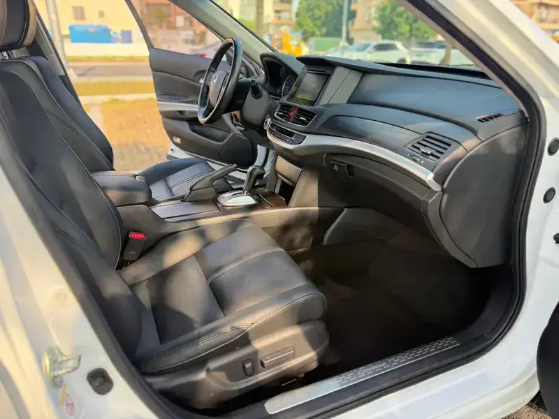 2014 Honda Crosstour с пробегом 131 000 км