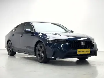 2025 Honda Inspire с пробегом 16 900 км