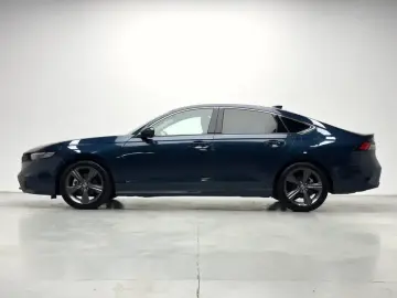 2025 Honda Inspire с пробегом 16 900 км