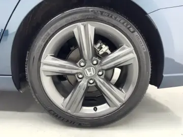 2025 Honda Inspire с пробегом 16 900 км