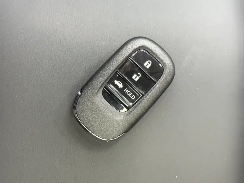 2025 Honda Inspire с пробегом 16 900 км