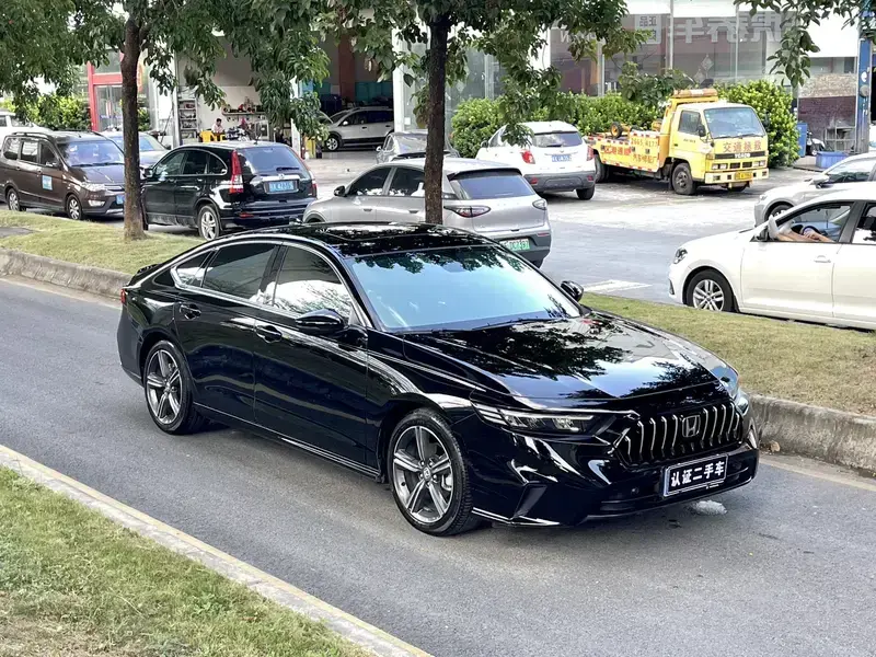 2024 Honda Inspire с пробегом 45 000 км