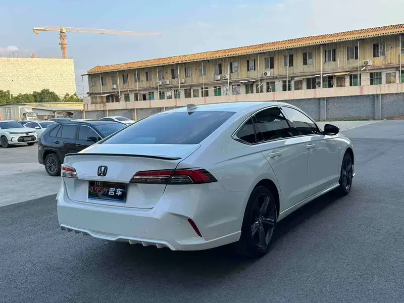 2024 Honda Inspire с пробегом 14 000 км