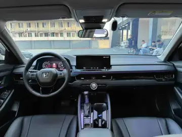 2024 Honda Inspire с пробегом 14 000 км