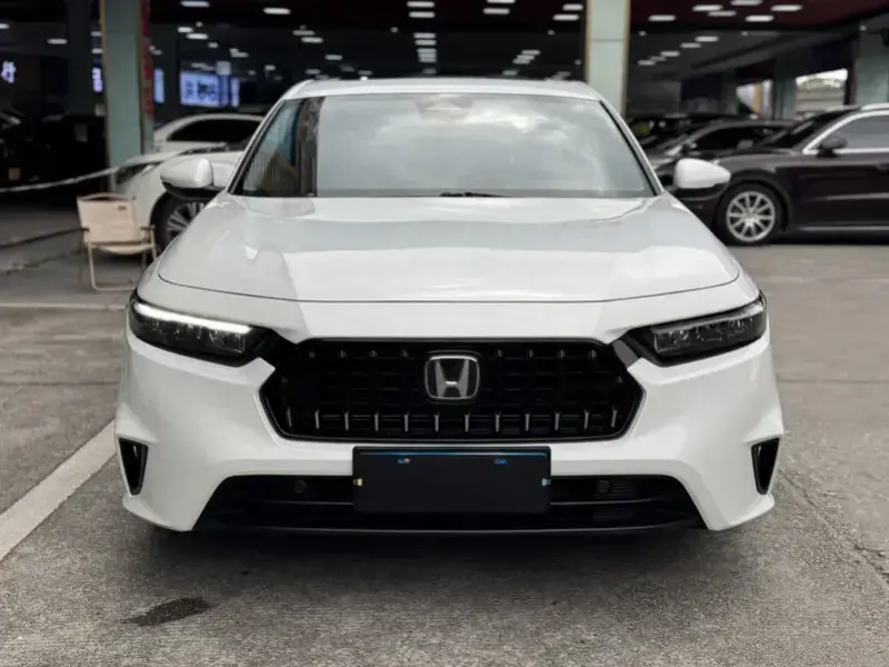 2023 Honda Inspire с пробегом 37 000 км