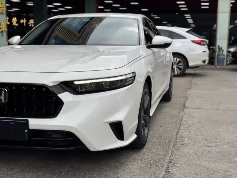 2023 Honda Inspire с пробегом 37 000 км