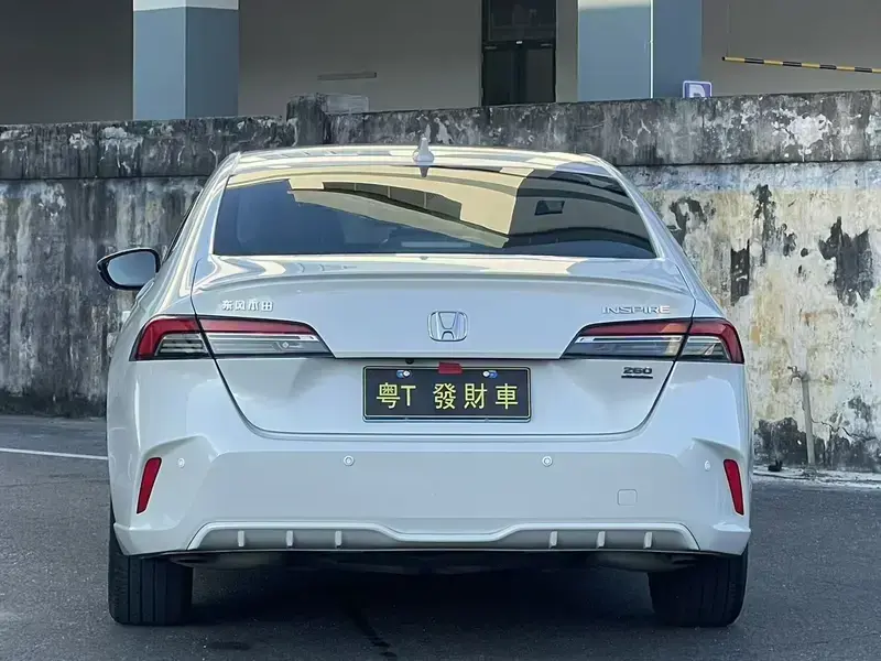 2024 Honda Inspire с пробегом 51 000 км