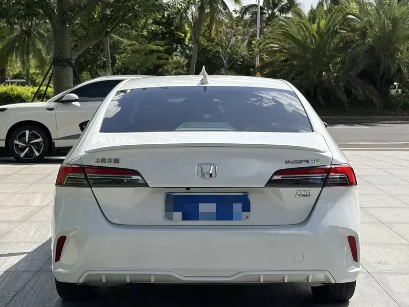 2024 Honda Inspire с пробегом 50 000 км