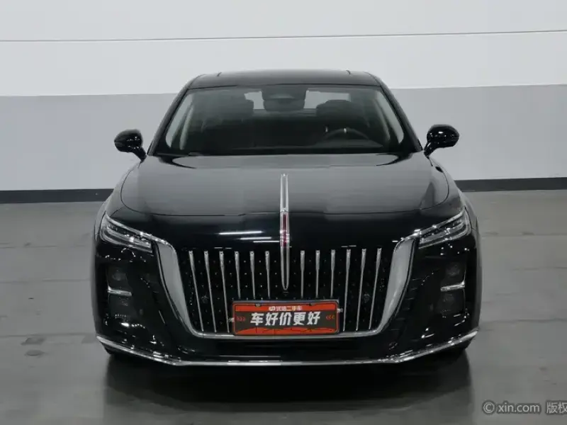 2024 Hongqi H5 с пробегом 21 800 км