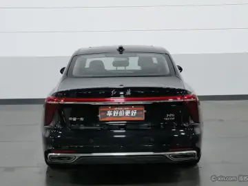 2024 Hongqi H5 с пробегом 21 800 км