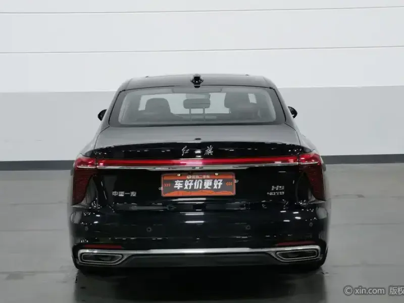 2024 Hongqi H5 с пробегом 21 800 км