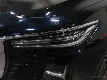 2024 Hongqi H5 с пробегом 21 800 км