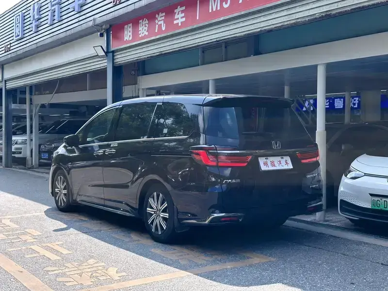 2024 Honda Odyssey с пробегом 95 600 км