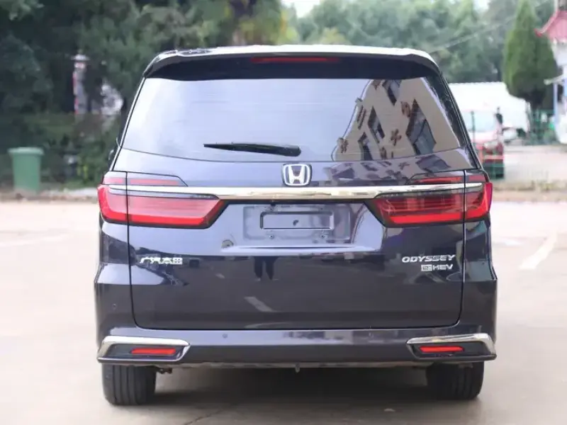2022 Honda Odyssey с пробегом 166 000 км