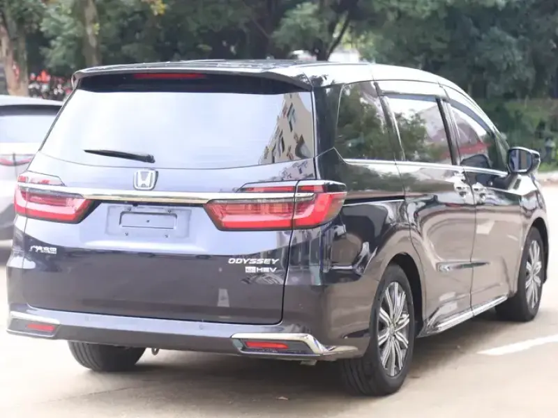 2022 Honda Odyssey с пробегом 166 000 км