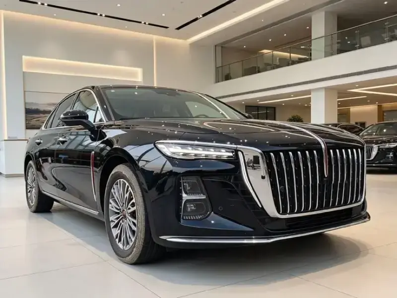 2023 Hongqi H5 с пробегом 18 000 км