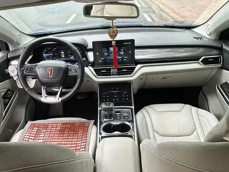 2019 Hongqi E-HS3 с пробегом 160 000 км