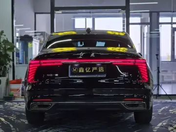 2024 Hongqi H5 с пробегом 25 800 км