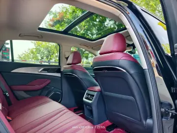 2024 Hongqi H5 с пробегом 35 000 км