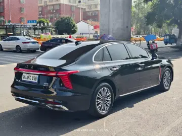 2024 Hongqi H5 с пробегом 35 000 км