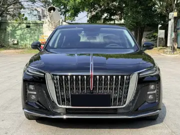 2023 Hongqi H5 с пробегом 36 000 км