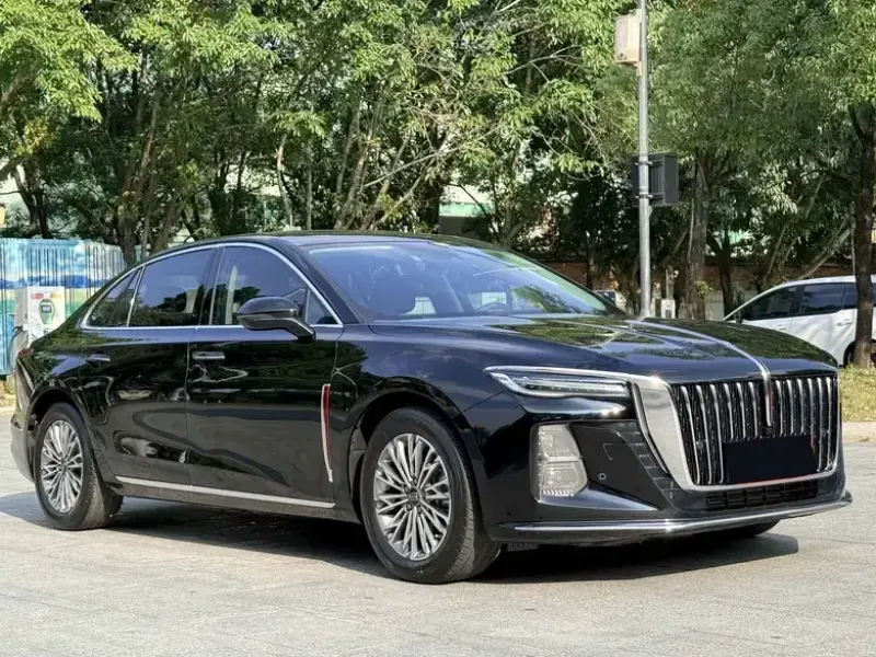 2023 Hongqi H5 с пробегом 36 000 км