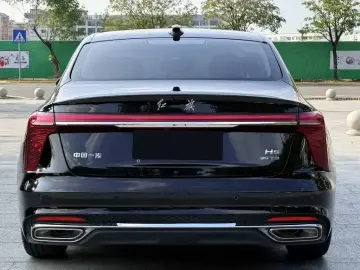 2023 Hongqi H5 с пробегом 36 000 км