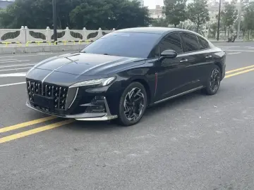 Hongqi H6