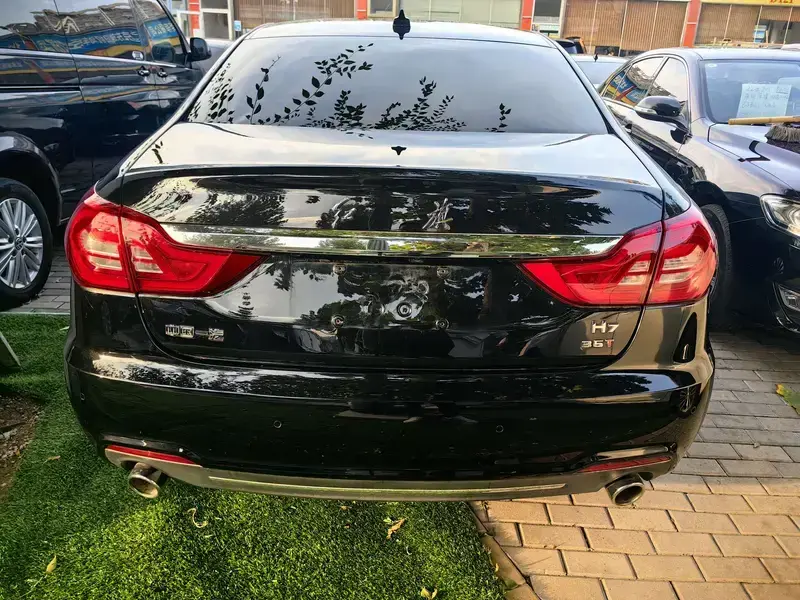 2021 Hongqi H7 с пробегом 106 000 км