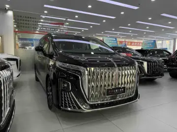 2022 Hongqi HQ9 с пробегом 97 000 км