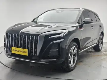 2025 Hongqi HS3 с пробегом 4 800 км
