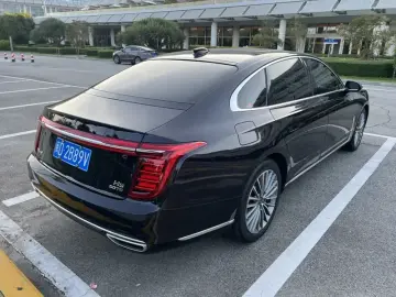 2023 Hongqi H9 с пробегом 75 000 км