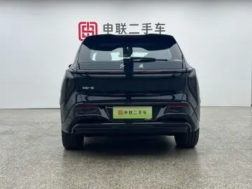 2025 Hongqi Tiangong 08 с пробегом 15 500 км