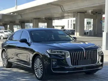 2020 Hongqi H9 с пробегом 100 000 км