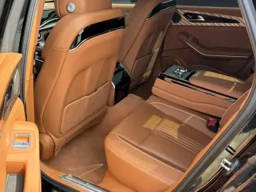 2020 Hongqi H9 с пробегом 59 000 км