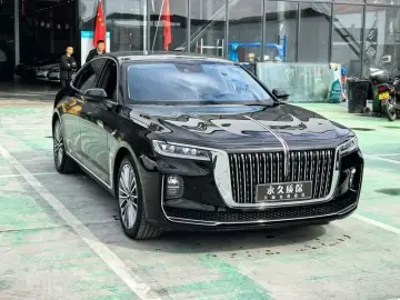 2020 Hongqi H9 с пробегом 49 000 км