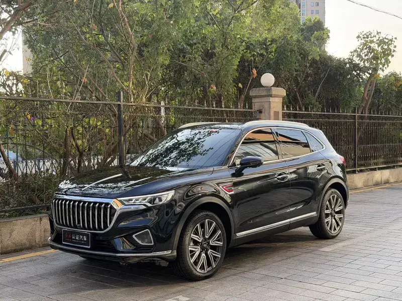 2022 Hongqi HS5 с пробегом 96 000 км