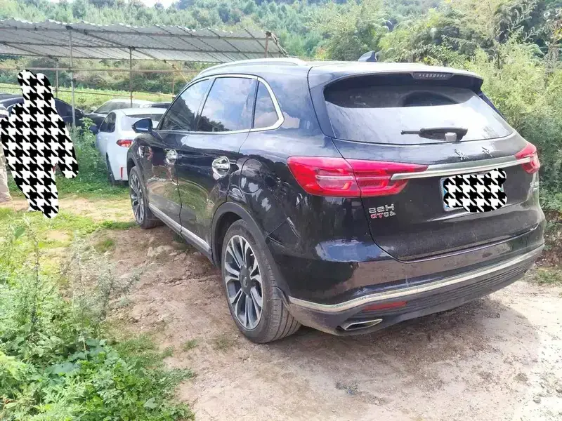 2019 Hongqi HS5 с пробегом 80 000 км