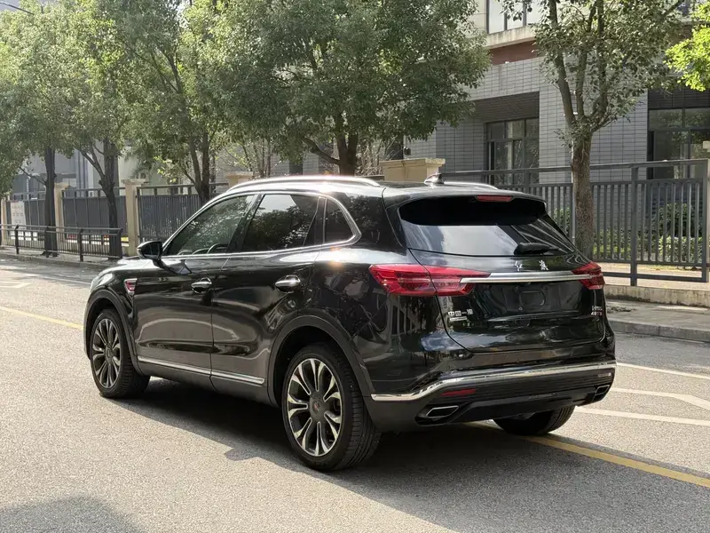 2019 Hongqi HS5 с пробегом 60 000 км