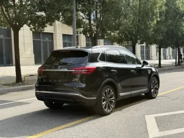 2019 Hongqi HS5 с пробегом 60 000 км