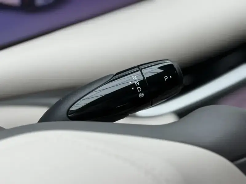 2024 IM Motors (Zhiji) L6 с пробегом 21 000 км
