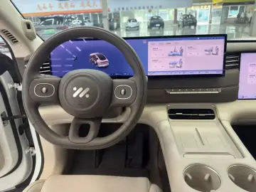 2026 IM Motors (Zhiji) LS6 с пробегом 15 000 км