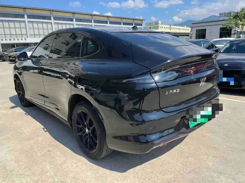 2026 IM Motors (Zhiji) LS6 с пробегом 20 000 км