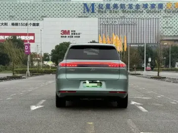 2026 IM Motors (Zhiji) LS8 с пробегом 4 000 км